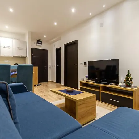 Apartment Binis *